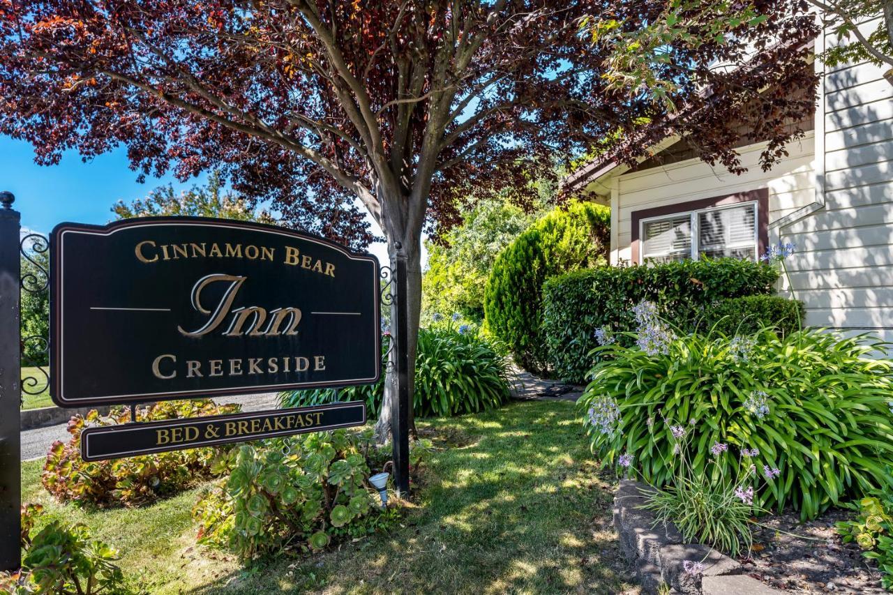 Cinnamon Bear Creekside Inn Sonoma Exterior photo